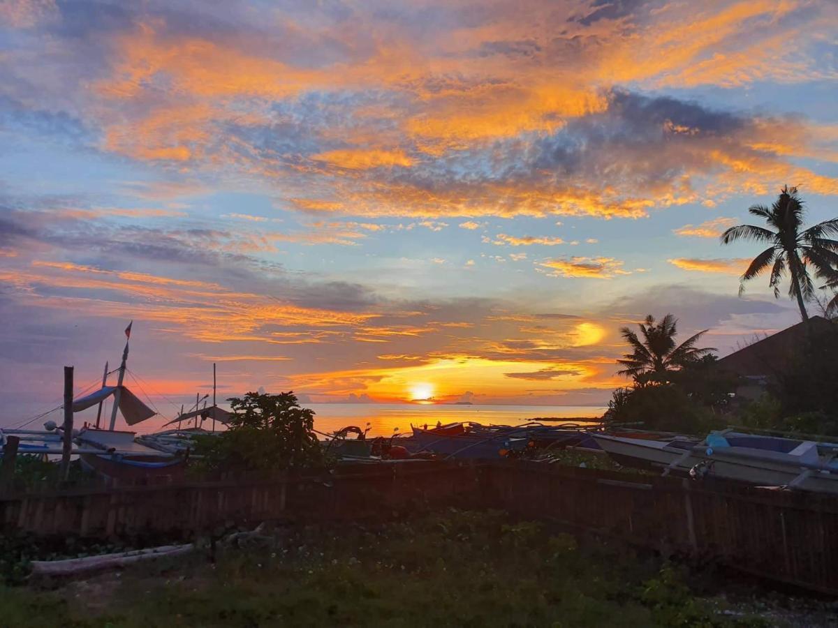 Apartment Kobe's Beachfront Haven Siquijor
